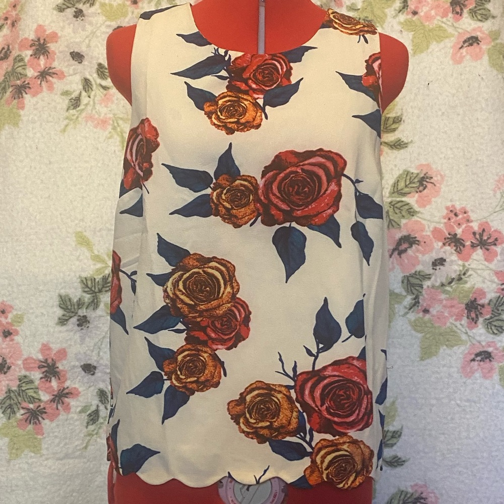 Anthropologie blouse w scallop edge